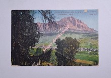 Cortina d´Ampezzo (1219 m) gegen Monte Cristallo (3199 m) Dolomiten . Tirol